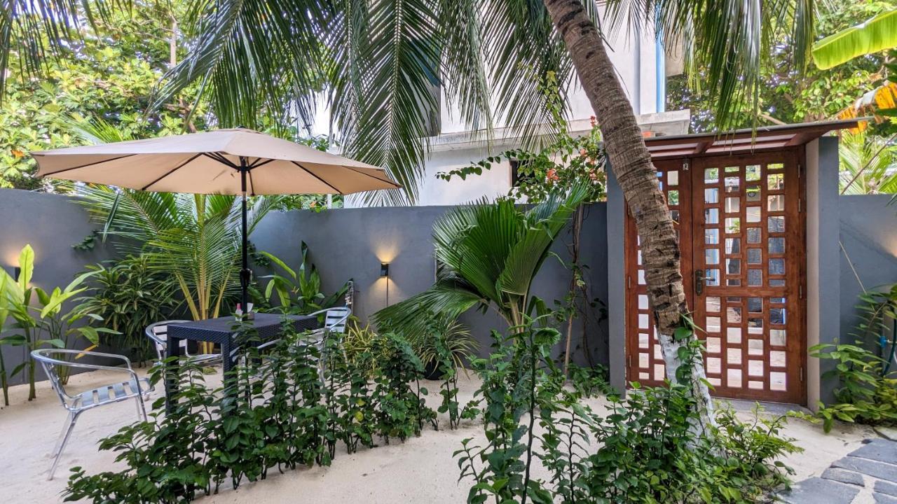 Coco Villa,Ukulhas Exterior photo